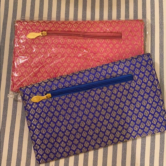 Purses - Picture 3 of 8